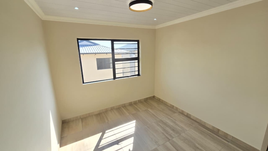To Let 3 Bedroom Property for Rent in Cashan North West